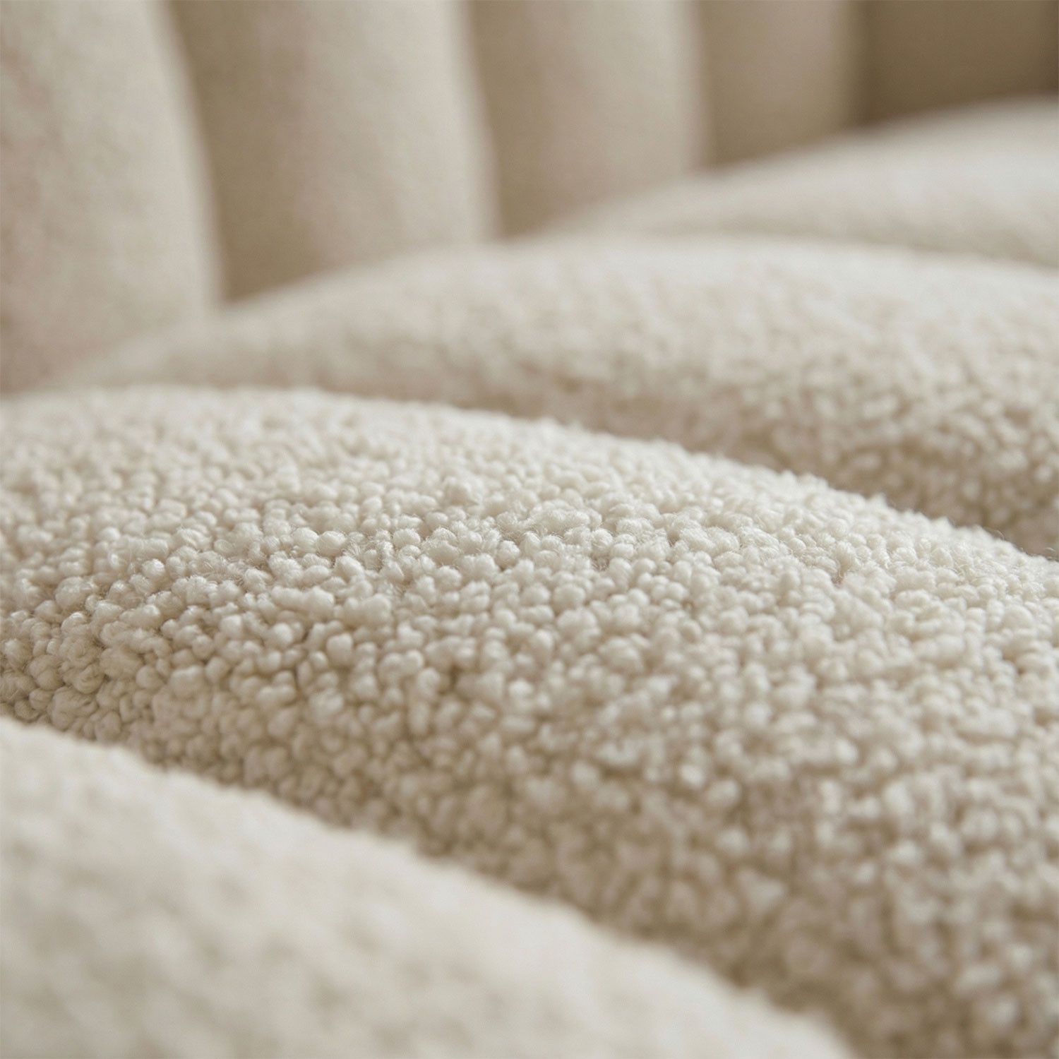 Horsens 2-Seater Sofa – Shell Design, Cream Bouclé Fabric - Imagem 4